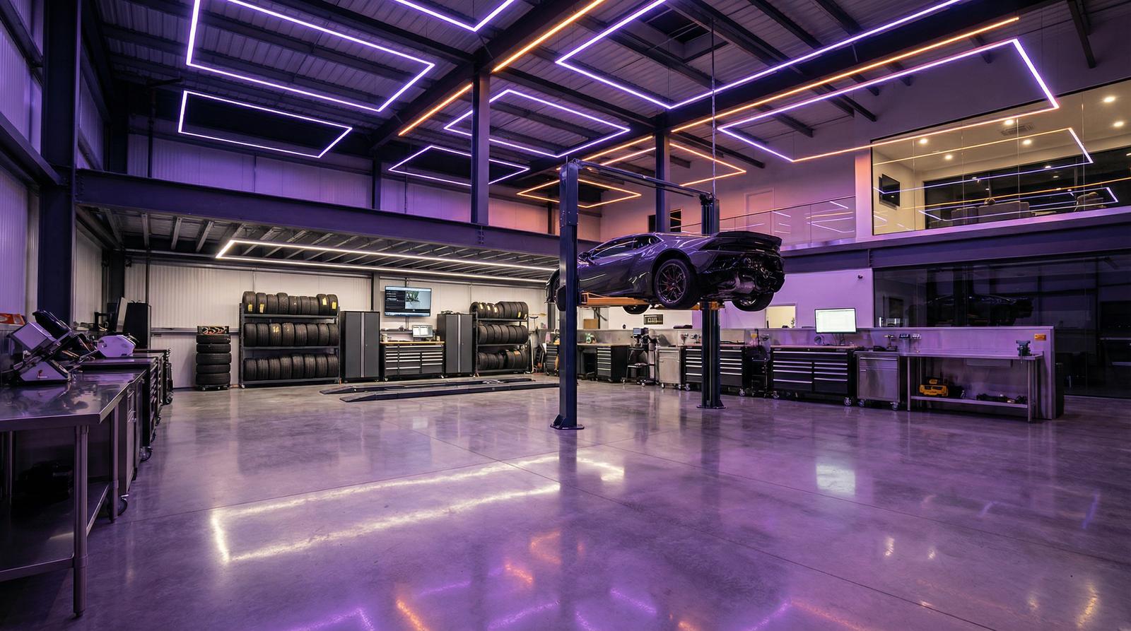 小马拉大车改装工坊实景